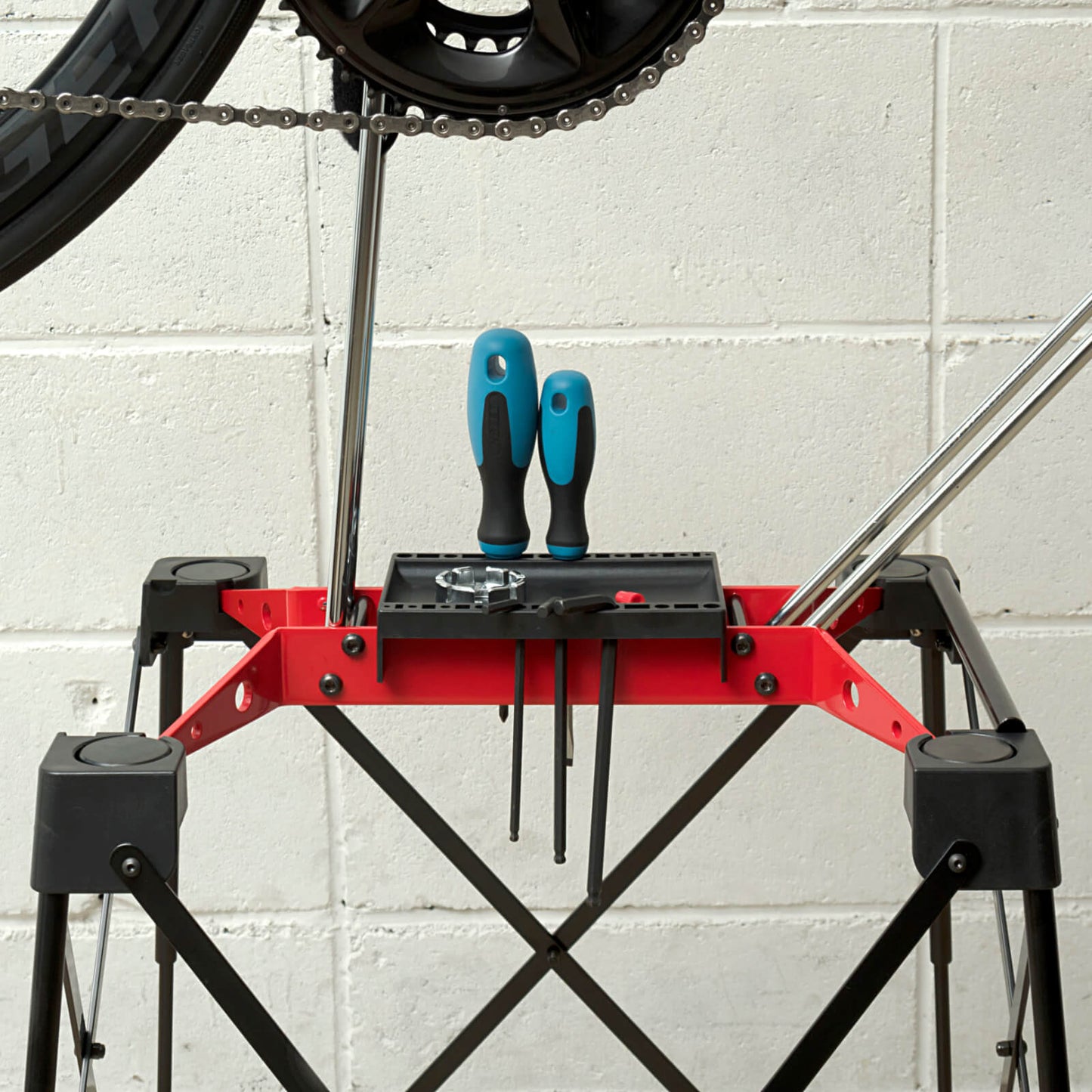 iWA1 PRO maintenance & display bike stand - Red