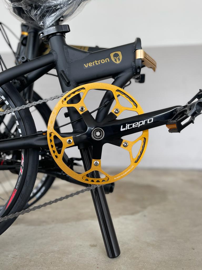 TITAN Vertron with 9 Speed Shimano - Black