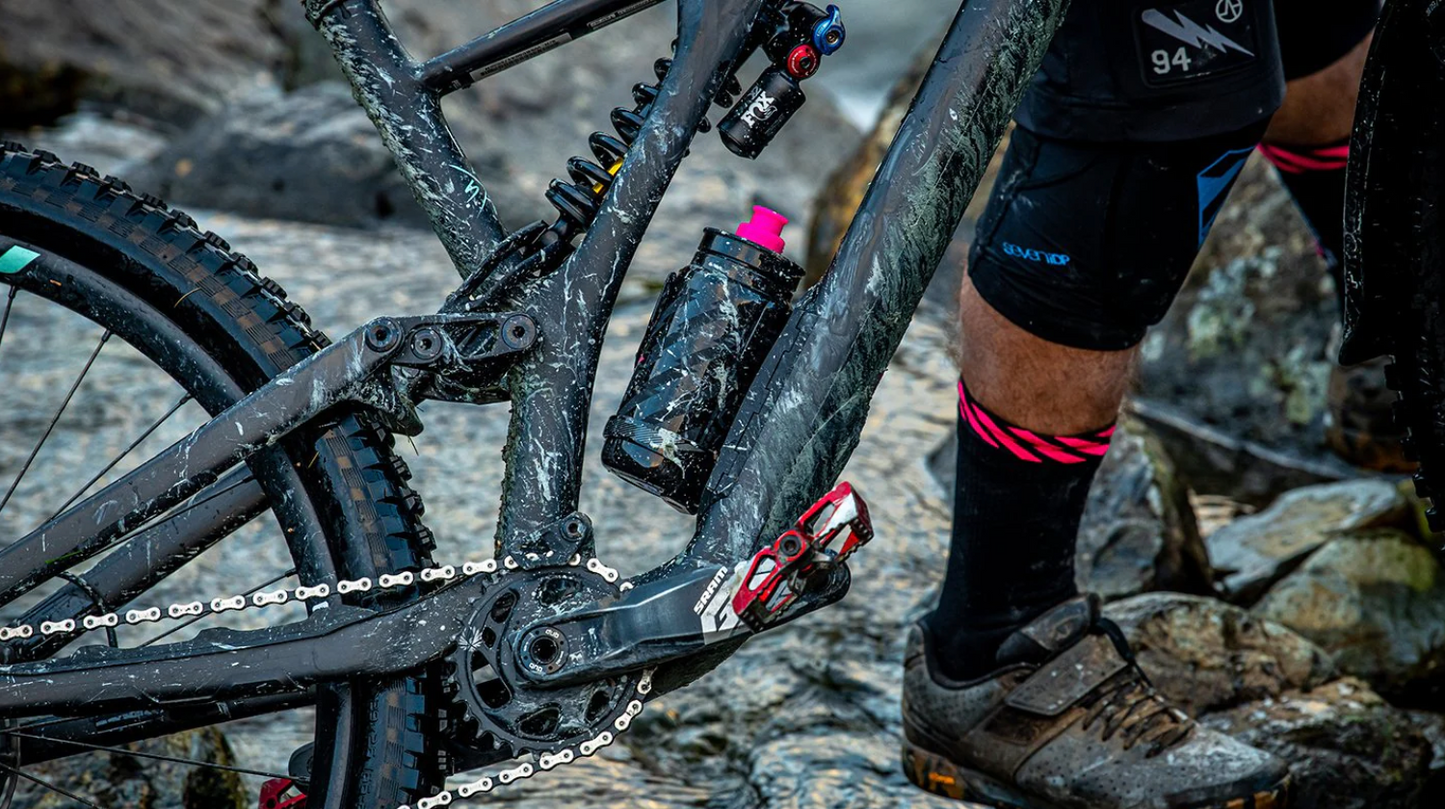 Muc-Off x Elite Fly Water Bottle 750ml - Black