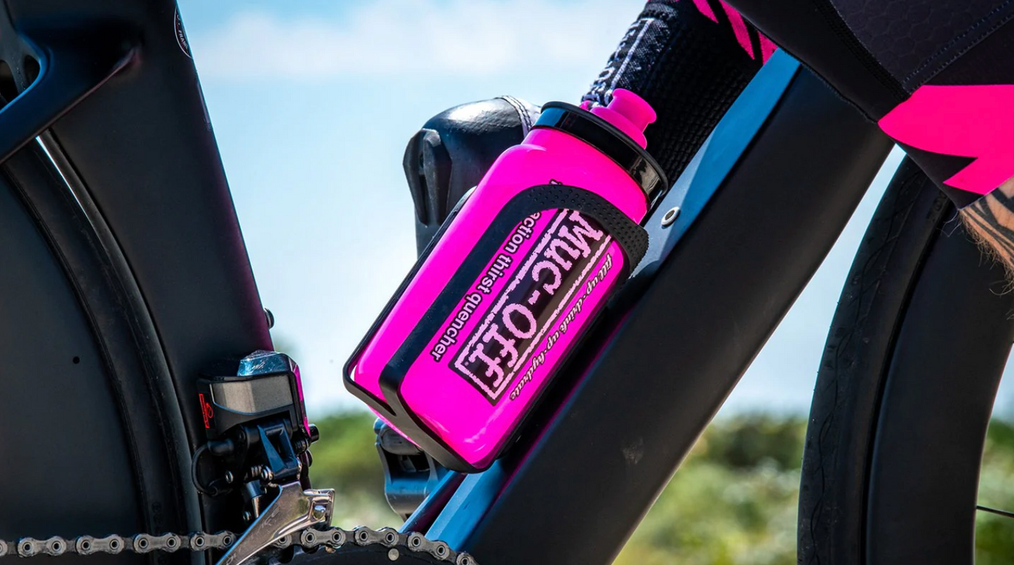 Muc-Off x Elite Fly Water Bottle 750ml - Pink
