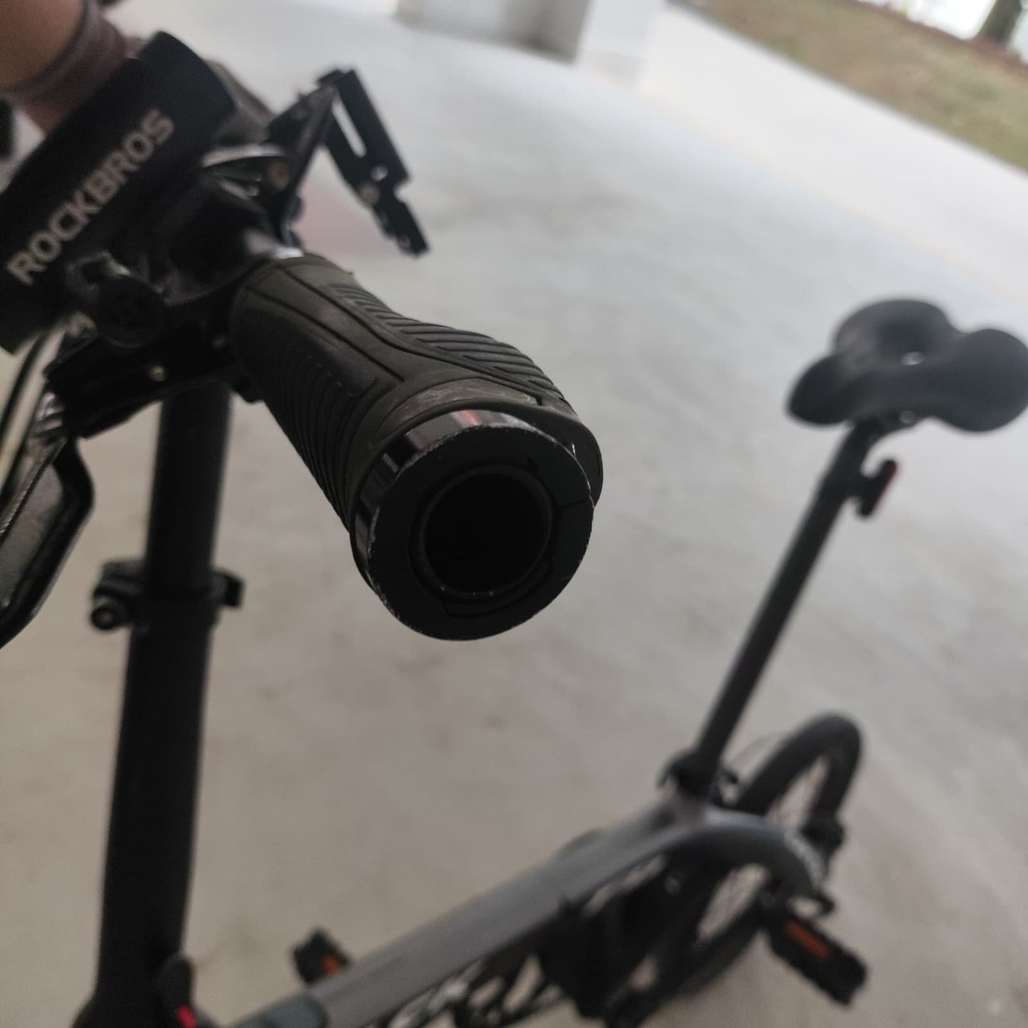 [22] VOLCK Rhyolite Carbon Foldable Bicycle [Used]