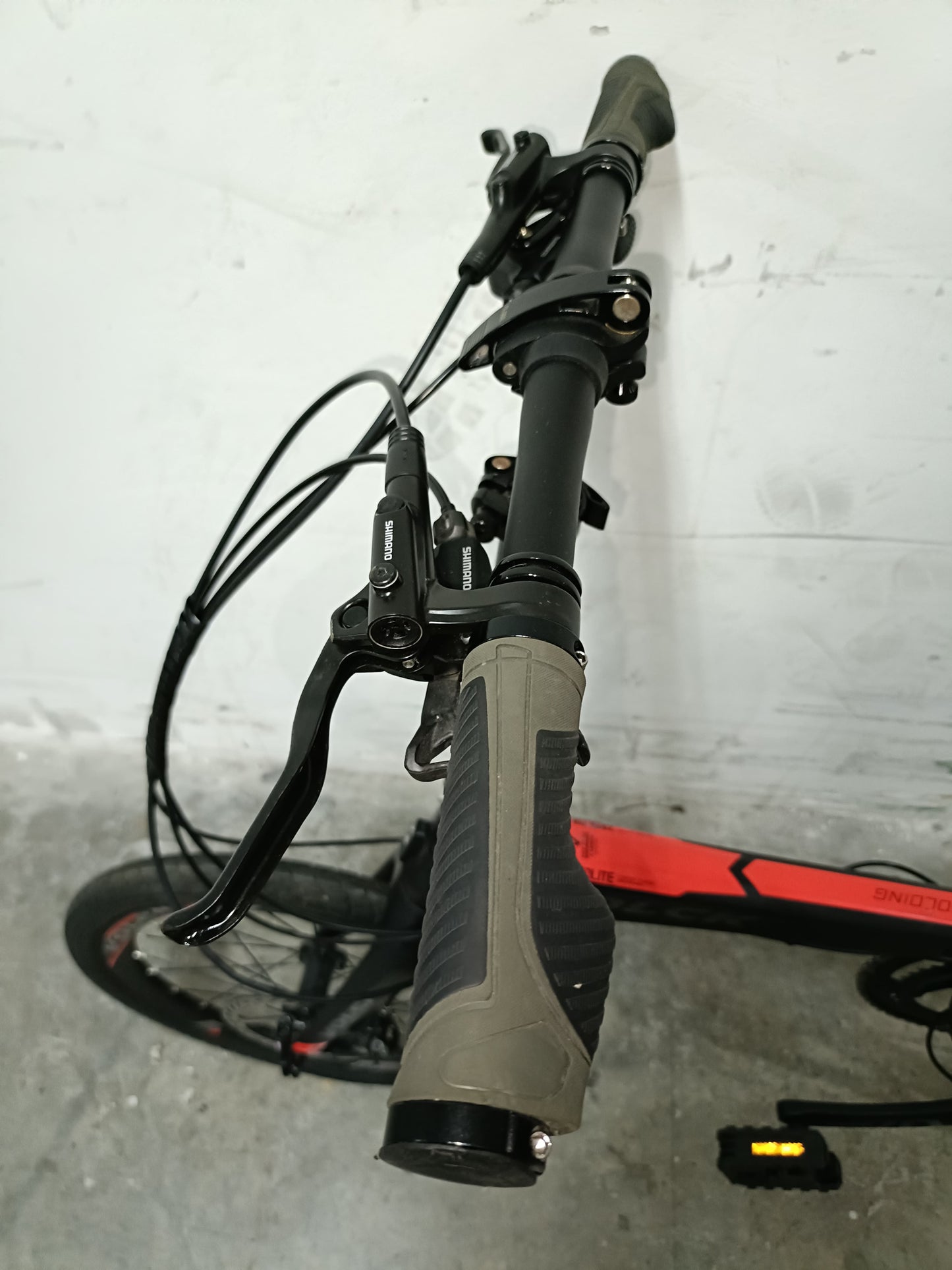 [30] Volck Zeolite 22s Carbon Foldable Bike [Demo]