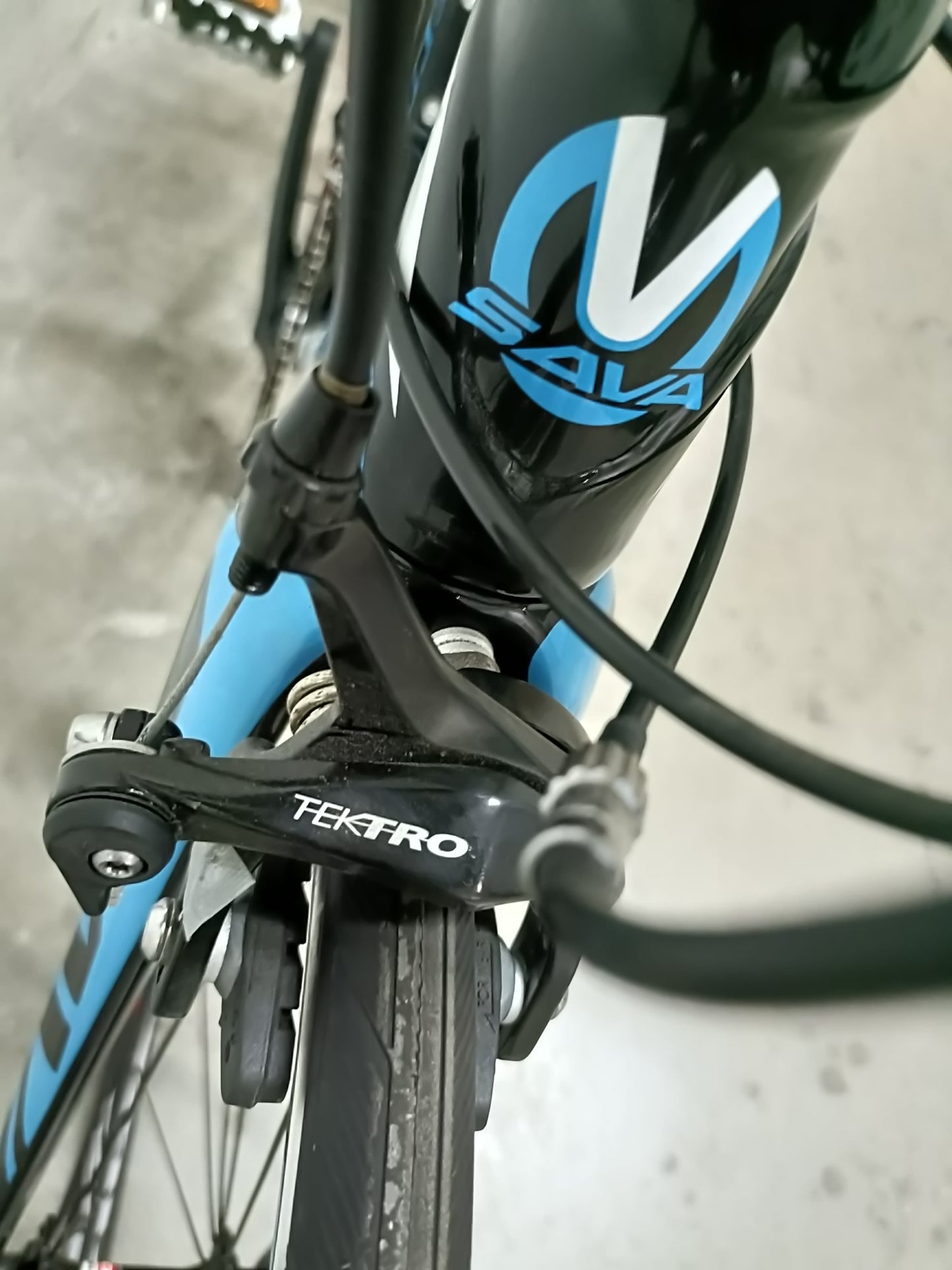 [23] SAVA Carbon Road Bike [Demo]